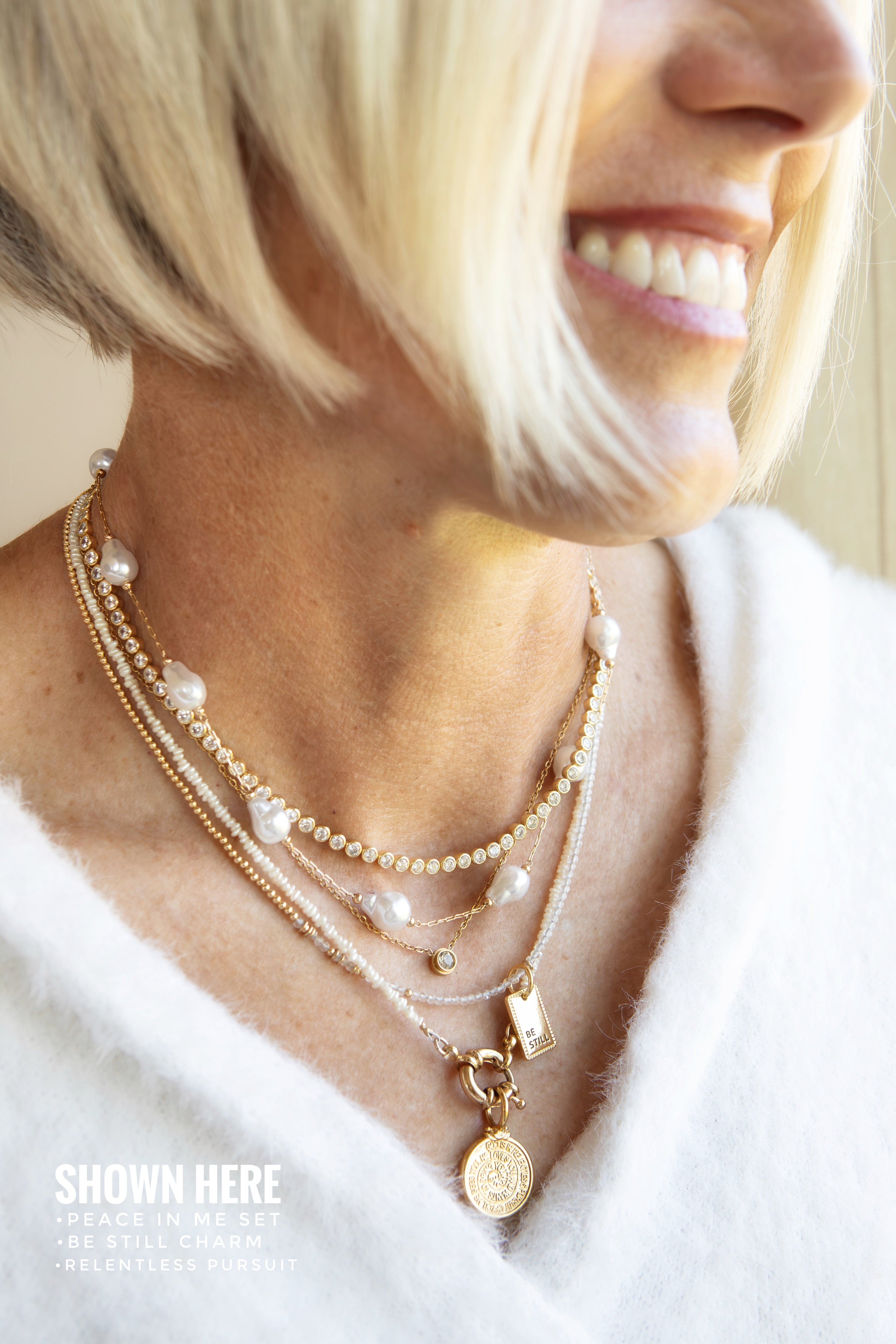 HOLIDAY COLLECTION 2025